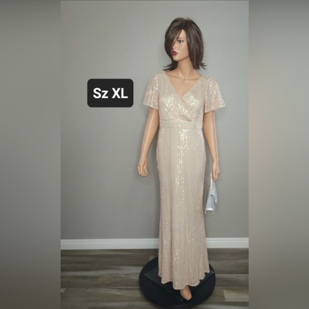 Beautiful Gold Sequined Formal Gown